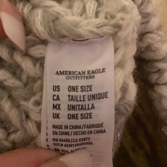 American Eagle beanie ππ - Picture 6 of 7